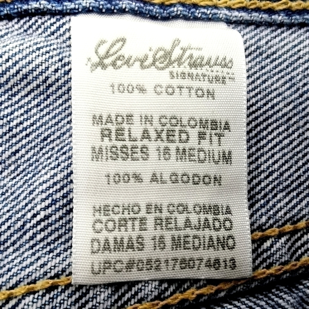 Levi's Women's 16M High Rise Vtg Cotton Mom Pants - Picture 8 of 16
